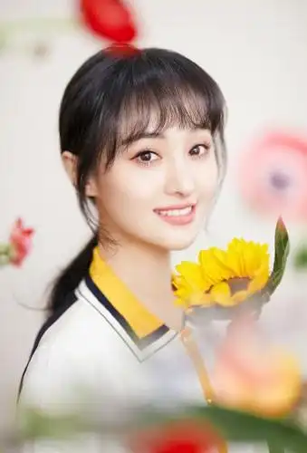 郑爽元气清新性感写真图片24