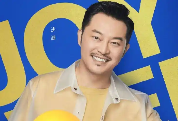 《奔跑吧》官宣定档海报,李晨baby站边边,c位引争议!_节目_位置_沙溢