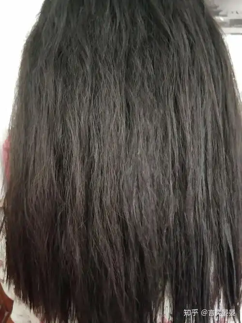 本人发质沙发,新生发质粗硬干蓬松,不拉直就是狮子王,除了拉发,有护发