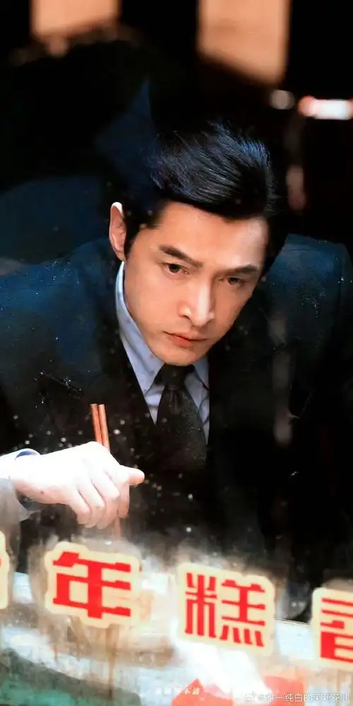 胡歌腹肌镜头##胡歌新戏演技