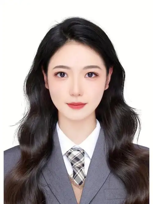 女高中生证件照我也有啦