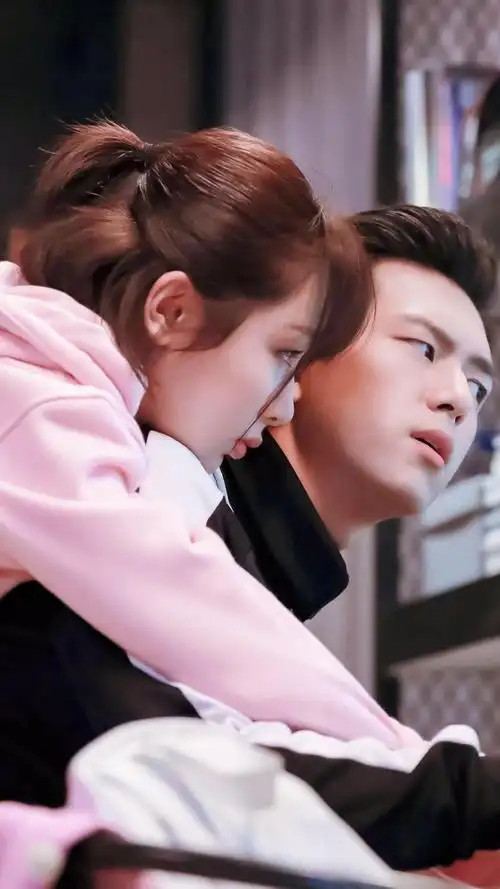 时尚cp杨紫和李现写真