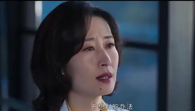 全程脸惨白眉头紧皱刘敏涛竟以这种方式给青年演员上了一课