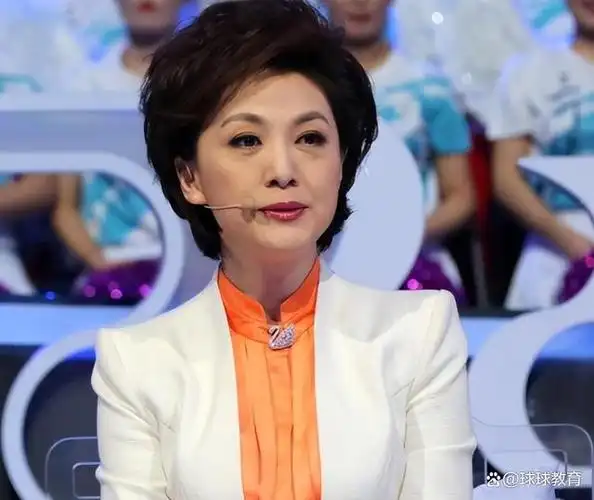 每天的七点都会准时想起那个熟悉的声音,而新闻联播的主持人大家可能