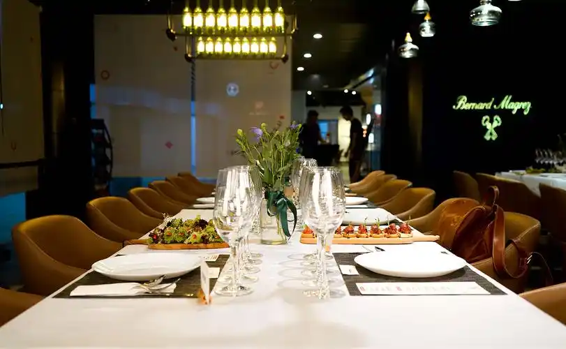 葡萄酒晚宴活动摄影|摄影|产品摄影|健行渐远 - 原创作品 - 站酷