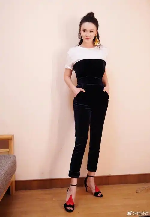 沈梦辰的脚(沈梦辰脚部护理)-中纳网