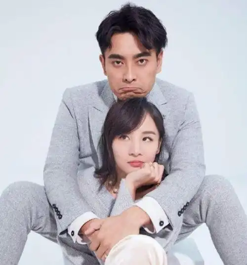 孙艺洲的妻子孙艺洲妻子是中戏老师