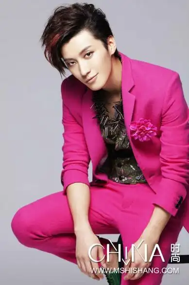 乔任梁意外猝死 同居女友报警现场画面个人简历生活照片引关注