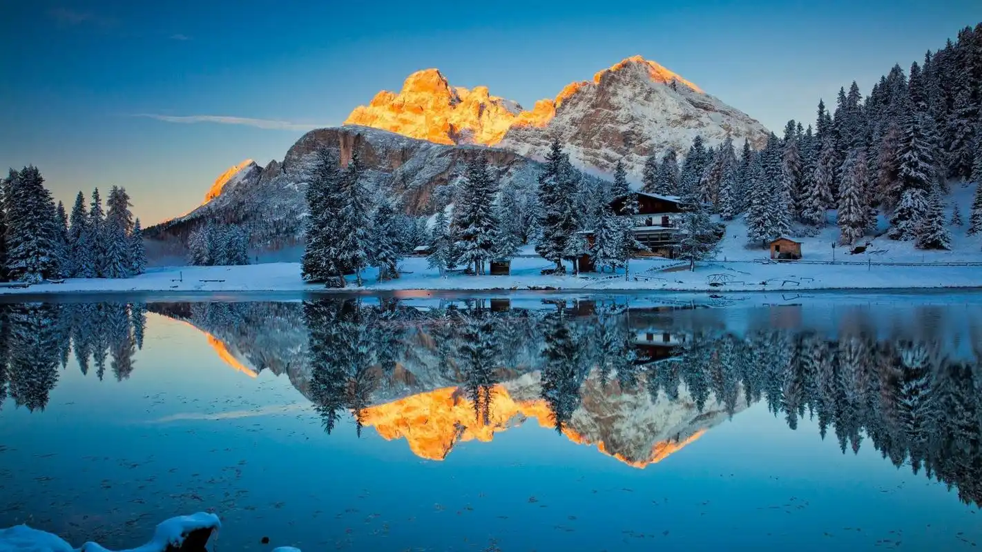 美桌网专注于电脑,手机桌面壁纸,免费提供最好最清晰的壁纸图片下载