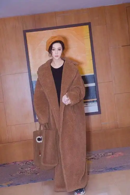 范冰冰瘦了太惊艳穿白色毛领大衣美得出尘脱俗看着比仙女还仙