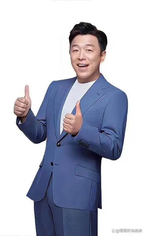 黄渤是一位多才多艺的演员和导演,他以其幽默风趣的表演风格和细腻的