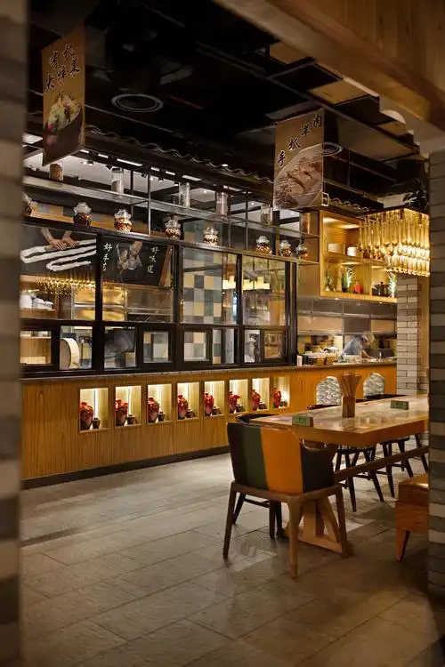 老碗会品牌连锁餐厅设计(华强北店)