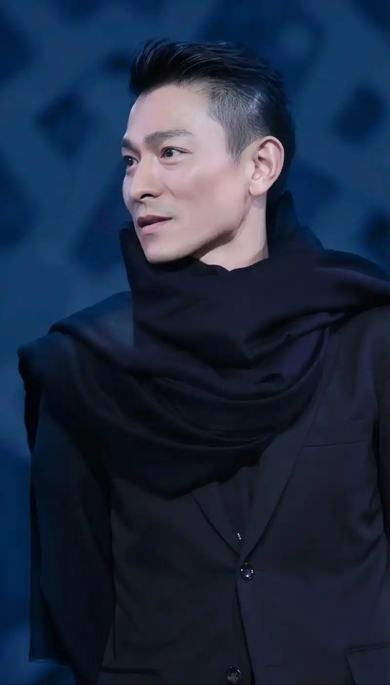 上热门 #一代人的回忆#喜欢刘德华的理由很简单,"始于颜值