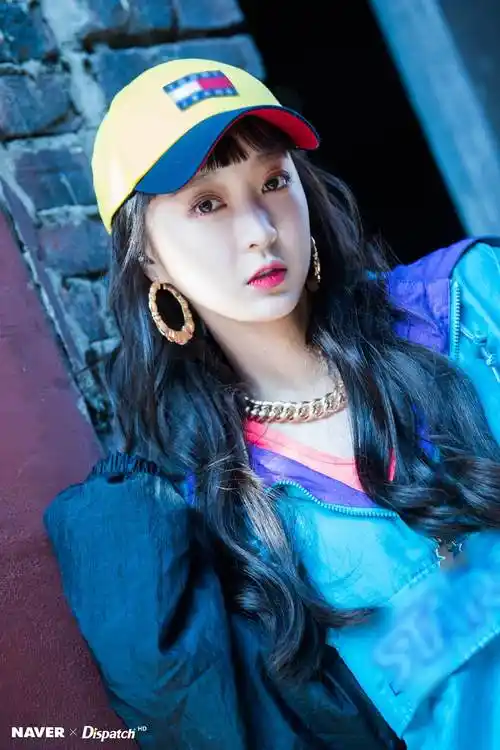 exid全新单曲《明天再说》高清写真上线 安喜延红发吸睛安孝真霸气