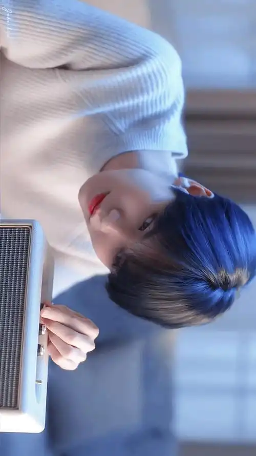 林彦俊 发光体#92映在我蓝色视网膜丨30333235 3730