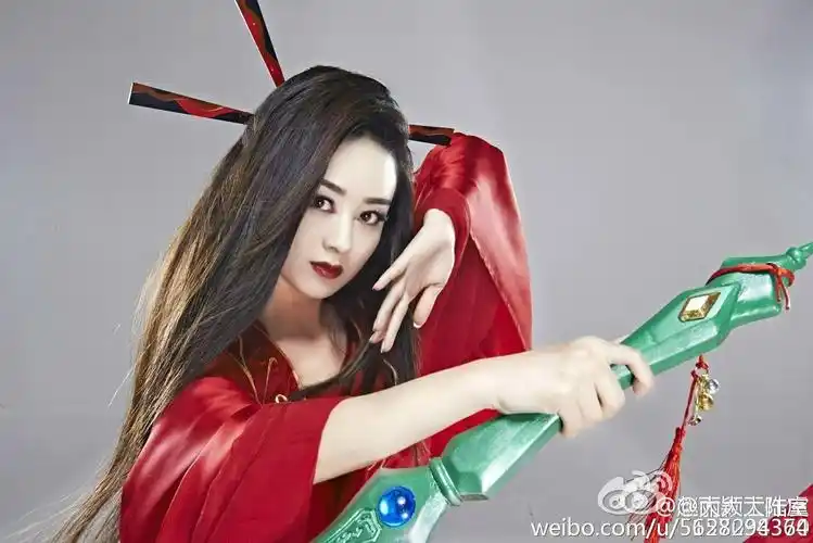 2015年8月6日 16:32   关注  花千骨 评论 收藏