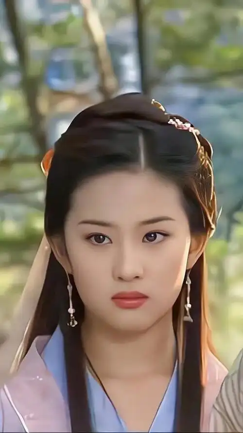 天龙八部刘亦菲饰演的王语嫣美若仙女