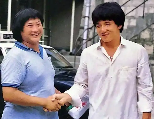 1983年,成龙,洪金宝,元彪联手主演,票房一举拿下当年票房冠军