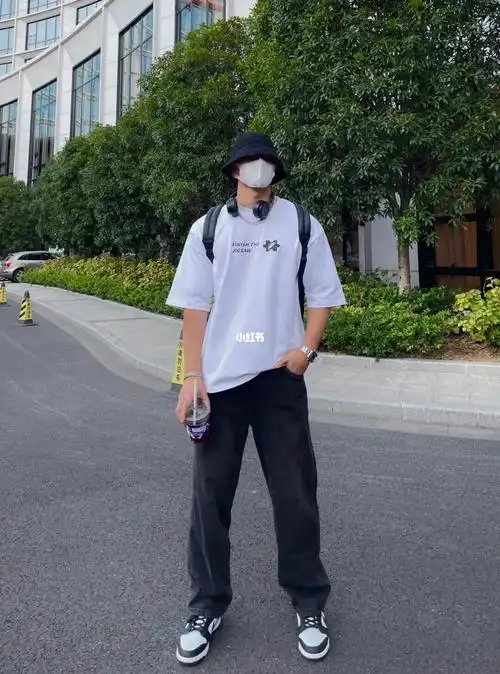 9692:喳喳,身高185