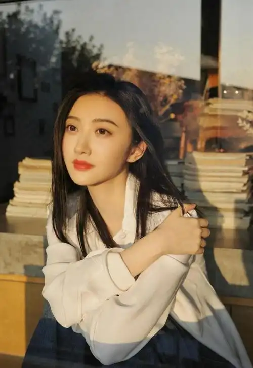 景甜温柔系写真她太适合白衬衣了很欲