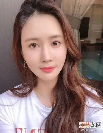 经纪公司否认李多海整容 李多海整容前后