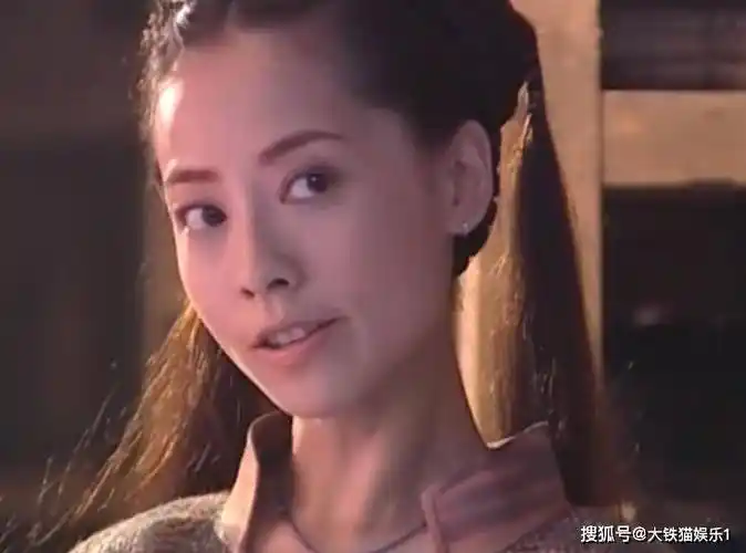 张卫健的老婆张茜算不算大美人?看看她与阿娇的合照,就有答案了