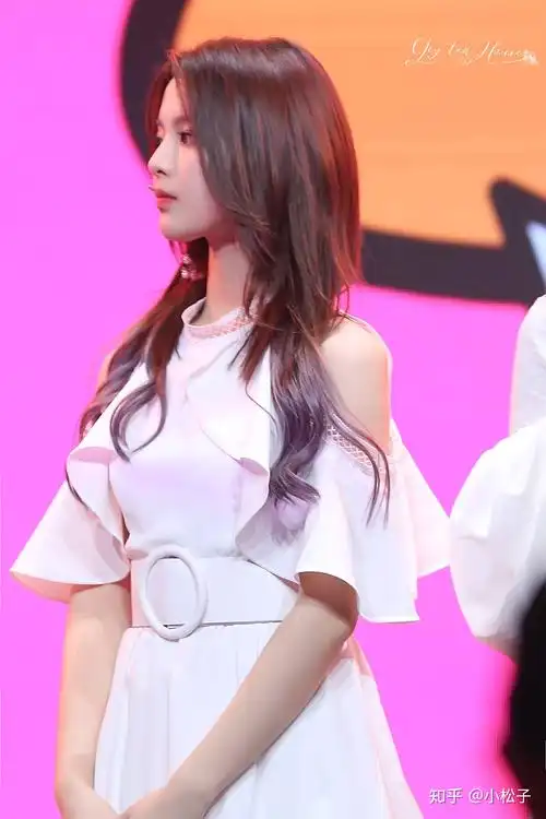 如何评价火箭少女101成员杨超越12月1日成都首唱会的表现