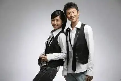 金星现场提问杨紫:与张一山是否恋爱?