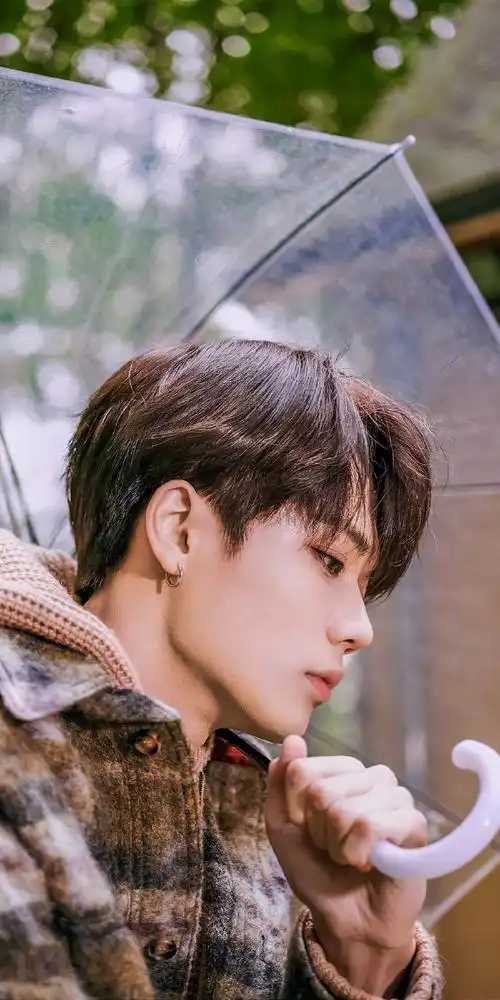 aida艾搭星## 林彦俊首支海外艺人合作单曲##林彦俊原来我很爱你