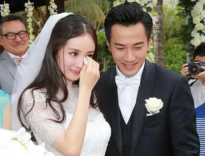 离婚5年吸万杨幂血的刘恺威还是回到了属于他的怪圈