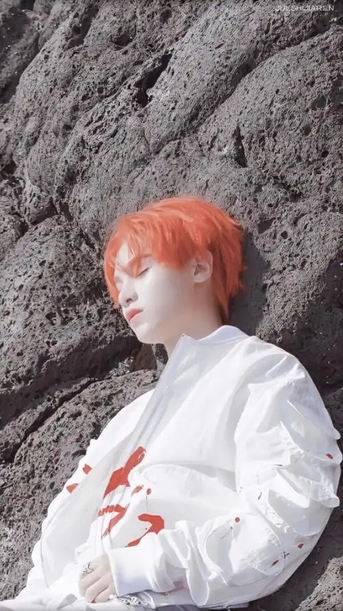 第83个坑黄明昊仅图片