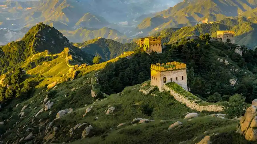 雄伟而壮观------浮图峪古长城