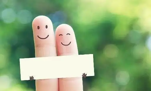 人心简单才快乐,生活简单才幸福!