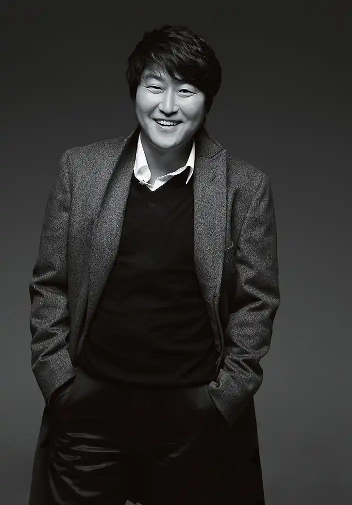 p>宋康昊,1967年1月17日出生于韩国庆尚南道金海市,韩国男演员.