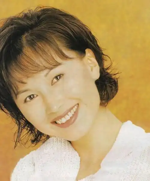 曾经风头无两的当红女星,陈秀雯堪称是一位大放异彩的明星.