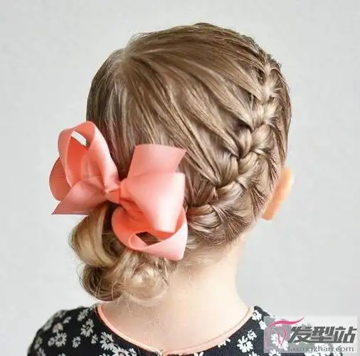小姑娘头发怎么扎好看 小公主必备9款可爱扎发_发型站_最新流行发型