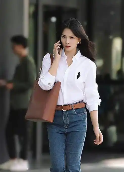 刘涛解锁时尚秋装,非常适合上班族的你们_西装_示范_感觉