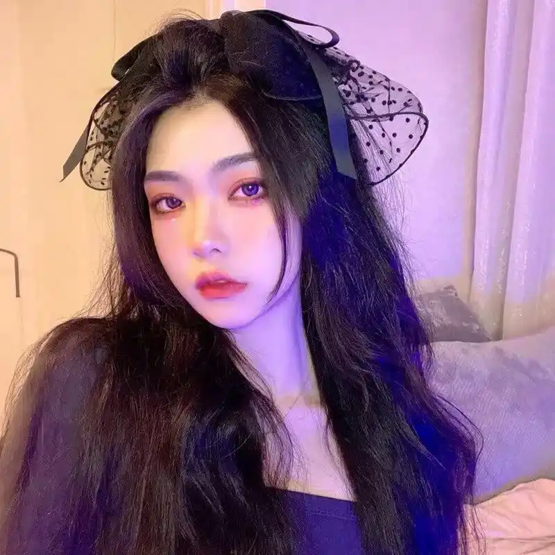 可盐可甜得女头像/we chat17 92文案: 撩人是我的爱好 动心就是你的