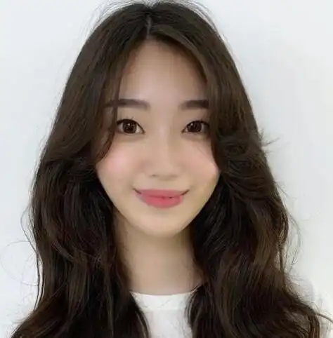 直发短发发型2022,有小女生的矫情柔美也有温柔