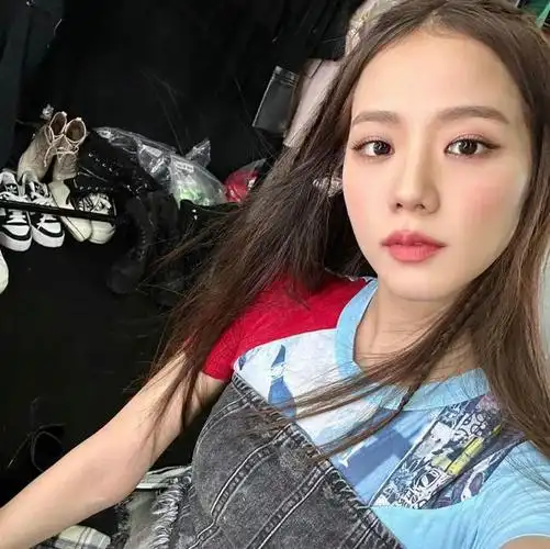 金智秀 自拍集,美美美!__财经头条