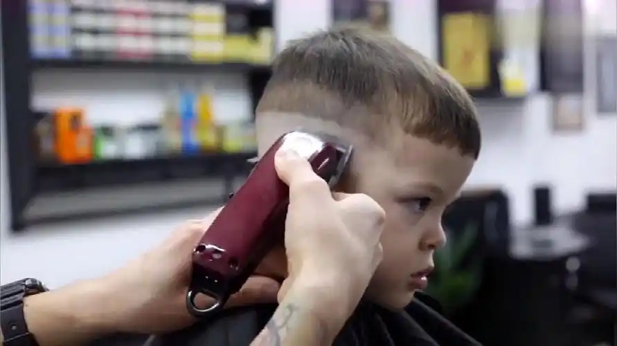 0到1岁婴儿发型男,这样的发型好看吗,视频带你看一下