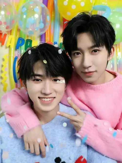 tf家族  #时代峰峻  #tnt时代少年团  #贺峻霖  #宋亚轩  #霖轩  轩