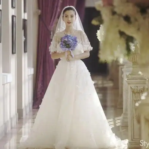 杨颖婚纱照