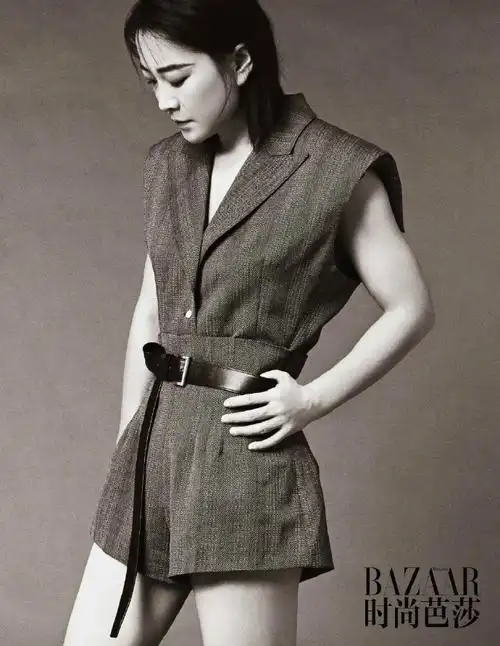 贾玲芭莎力量感封面大片##时尚芭莎三月刊##贾玲 时尚芭莎
