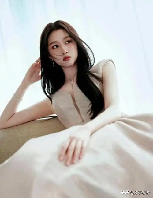 关晓彤明星壁纸29