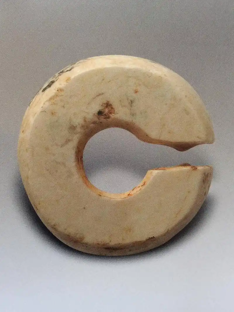 解码查海|查海遗址出土已知最早的真玉器(十四)