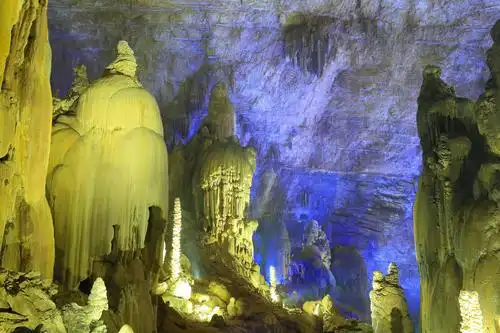 洞天仙境一一织金洞