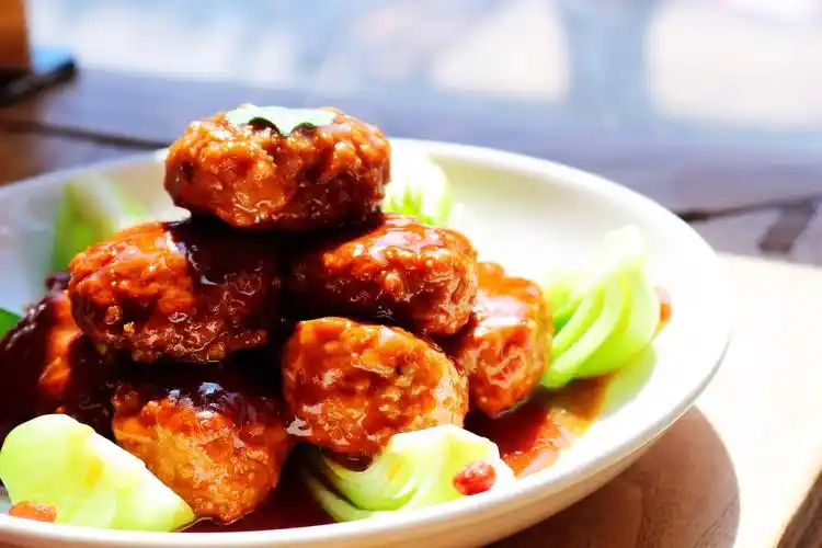 红丸子,白丸子……南煎丸子