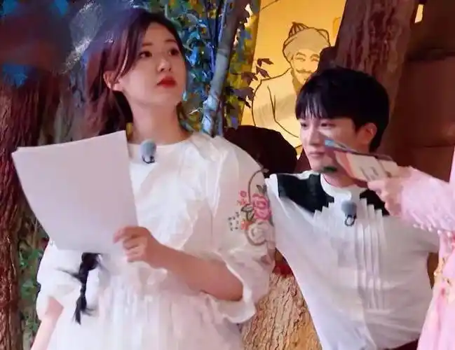 第10季刚完结,11季就提上日程,周深意外透露录制地点_周深和_赵露思