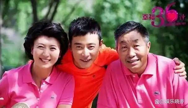 杜源的演艺生涯已经有几十年了,他早已被公认为一位老戏骨.